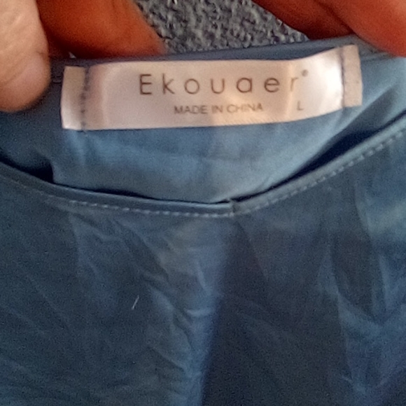 4/$13 pretty camisole - Picture 3 of 3